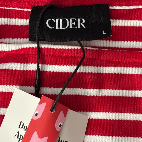 CIDER Red & White Striped Ribbed Cap Sleeve Top NWT - Picture 2 of 5